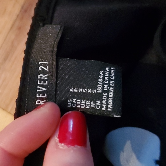 Forever 21 Chiffon Dresses Polka Dot (Set of 2) - Picture 5 of 6